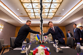 Lee accuses Ukraine of making him a liar in deepening POW dispute