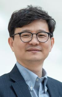 [홍종윤 서울대 언론정보학과 교수]