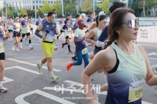 [포토] 시선강탈 스파이더맨