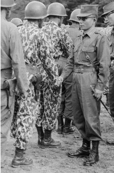 Maj Gen Park Chung-hee right then vice chairman of the Supreme Council for National Reconstruction shakes hands with withdrawing paratroopers shortly after the May 16 military coup in 1961 Courtesy of the National Archives of Korea 