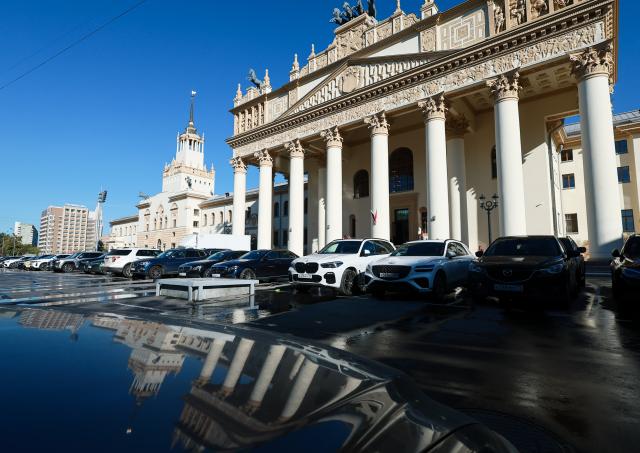 Los vehículos eléctricos chinos ganan popularidad en Rusia ante la escasez de combustible por ataques a Ucrania
