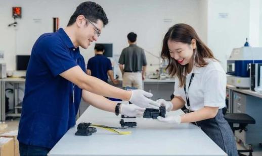 월급 230만원도 부족해 베트남 기업들, AI 고급 인재 쟁탈전