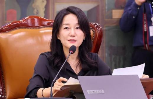 암살자(들), 국감장에? 영화부터 보고 오라 민주 이재정, 국민의힘 직격