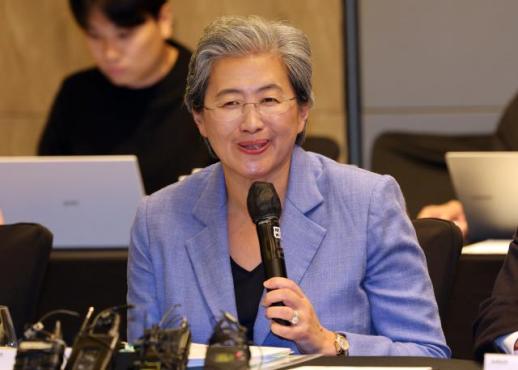위기론에 직접 판 짠 지스타 조직위…자체 유통망으로 승부수 