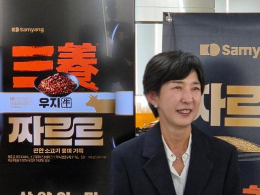 김정수 삼양식품 회장의 우지 승부수 통했다…짜르르 100일만에 1000만개