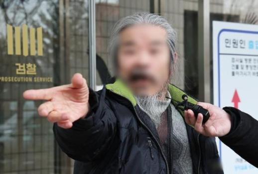 내 뇌에 전파 쏴 조두순, 전차감독장치 부쉈는데…6일간 몰랐다