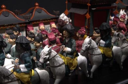 Đám rước hôn lễ hoàng gia Joseon 260 năm trước được tái hiện bằng giấy Hanji Jeonju 