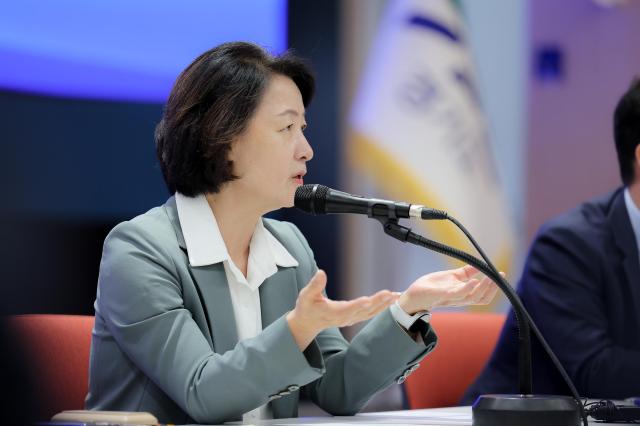 추미애 지사가 ‘도-시군 부단체장 회의’에서 발언을 하고 있다 사진경기도