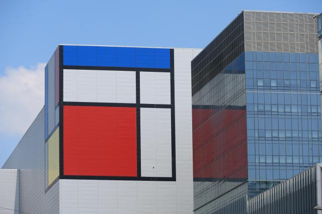 Samsung Electronics Pyeongtaek semiconductor campus AJP Han Jun-gu