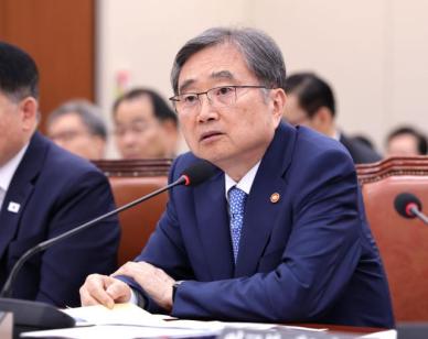 외교부 "주우크라이나 대사 본국 소환"…북한군 포로 사태 항의 조치