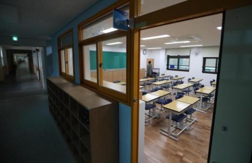 韩国育儿期缩短工时见成效 日均照护时间增加47分钟