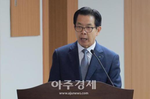 [포토] 인사말 하는 김희중 한국도로교통공단 이사장