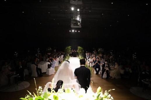 婚礼越办越贵 韩国婚礼平均费用突破10万元人民币