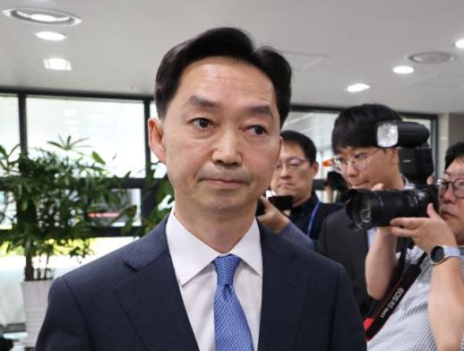 김지용 청문회 D-2…李대통령 만류에도 與 강경파 반발 계속