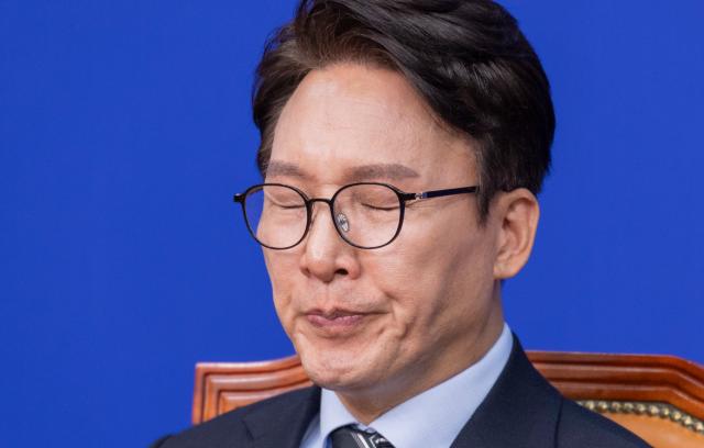 하락세 이어지는 與 지지율…전문가들 김민석, 당내 갈등 봉합하라