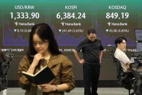 韩国股市两大股指双双大跌 KOSPI创近一个月最大单日跌幅