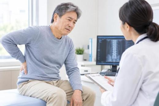 허리 아프고 쉽게 뼈 부러진다면…혈액암 다발골수종 신호일 수도