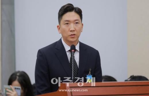 [포토] 답변하는 최재호 토스플레이스 대표
