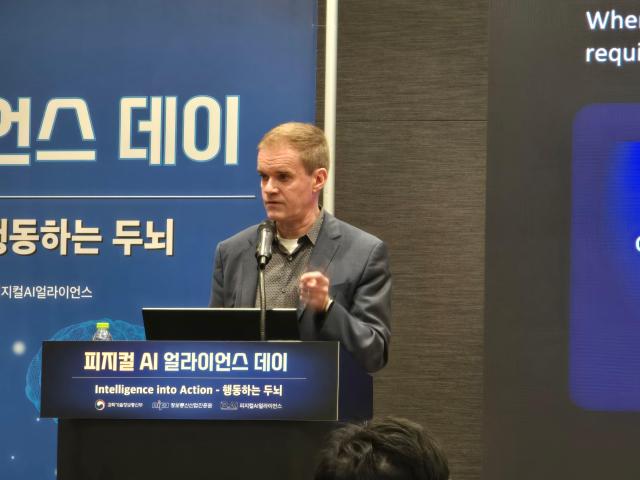 Intel says few firms ready for robots at scale