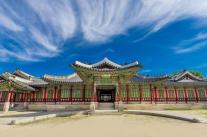 Hàn Quốc mở cửa tham quan đặc biệt nội thất điện Huijeongdang và Daejojeon tại  Changdeokgung