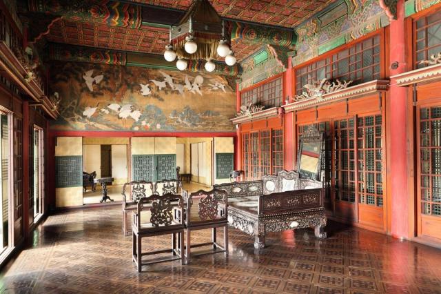 Nội thất điện Daejoheon
Ảnh Cục Di sản Quốc gia Hàn Quốc Cơ quan Quản lý Cung điện và Lăng tẩm Hoàng gia cung cấp