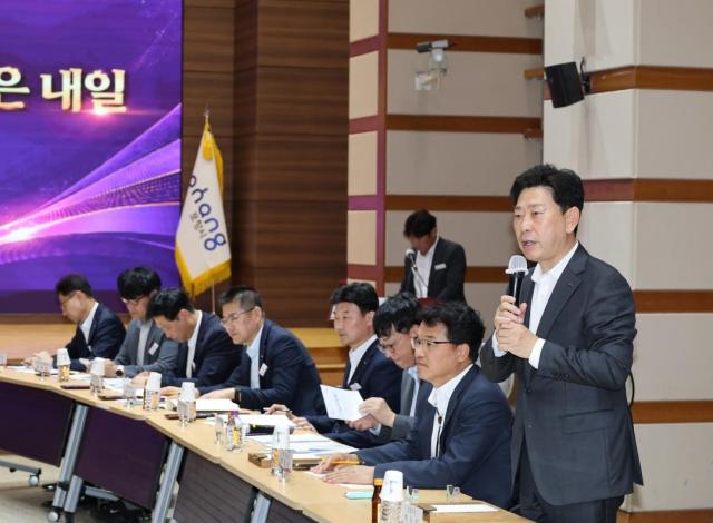 포항시는 지난 12일 시청 대회의실에서 지역 경상북도의회 의원들을 초청해 ‘2027년도 도비 확보를 위한 주요 현안사업 간담회’를 개최했다 사진포항시