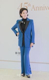 [포토] ​​​​​​​안소영, 미쉔주 45주년 자선 패션쇼 참석