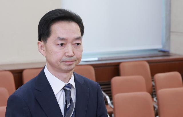 김지용 초대 중대범죄수사청장 후보자가 14일 국회 행정안전위원회에서 열린 인사청문회에 출석하고 있다 사진연합뉴스