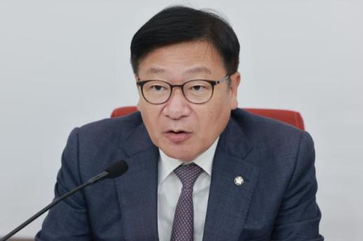 정점식 靑, 코미디 조직 만들 시간에 강훈식 거취 매듭지어야