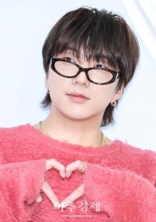[포토] 강승윤, 시크한 하트