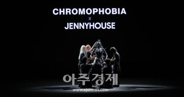 제니하우스, 패션코드 2027 S/S서 K-뷰티 최초 오뜨꾸뛰르 헤어·메이크업 쇼 성료