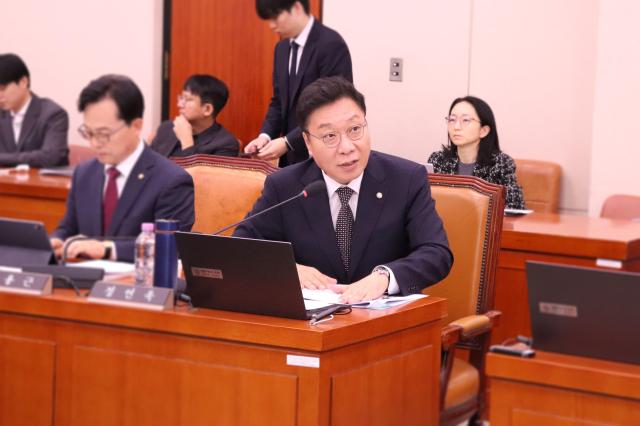 의료관광객 91% 수도권 집중…정연욱 지역 거점별 특구 해법 필요