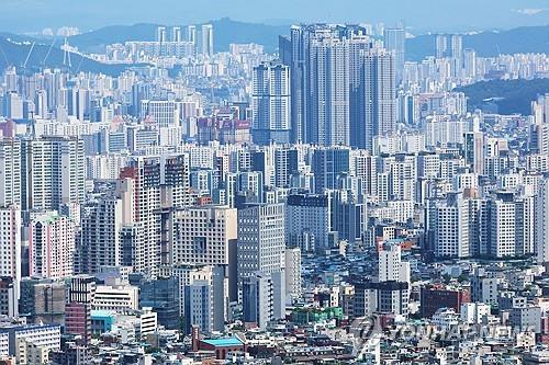 가계대출 올해 첫 감소…당국 연말 대출절벽 우려 제한적