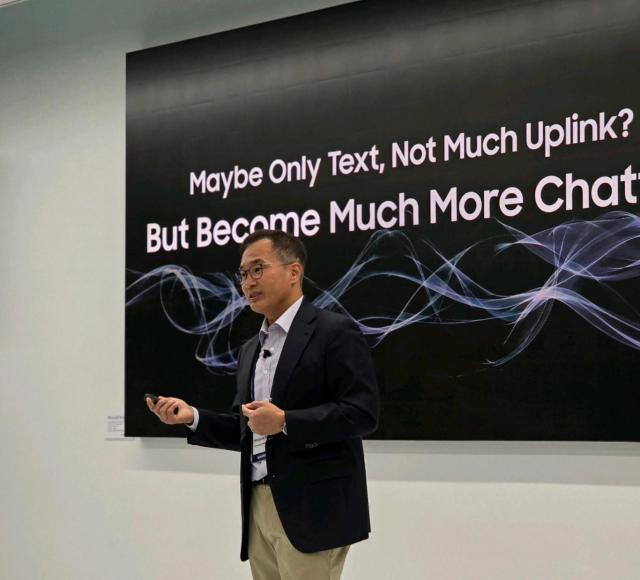 Courtesy of Samsung Electronics