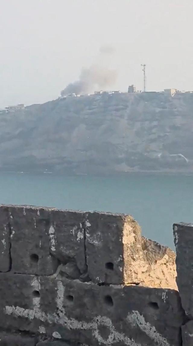 الحوثيون يشنون هجوماً بالصواريخ على قصر الرئاسة اليمني... مقتل 5 أشخاص