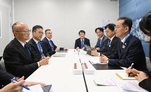 李亨日首次亮相G20和G7国际舞台，讨论应对全球不平衡与人工智能合作