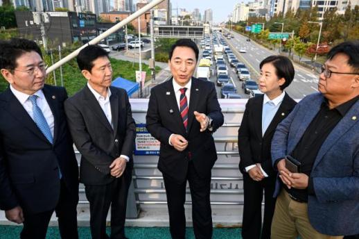 충남도, 천안 남부대로 출퇴근길 거북이 운행…14.9㎞ 가는데 51분