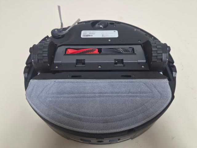 罗博克S10 MaxV Ultra蒸汽产品底面照片