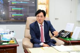 자택·제작사 이어 버거킹 본사 앞…암살자(들) 집회 확산