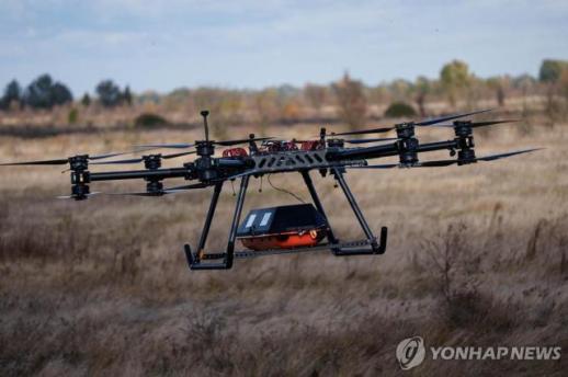 Trên không là drone, dưới đất là xe không người lái: Cuộc đua mới của ngành quốc phòng toàn cầu