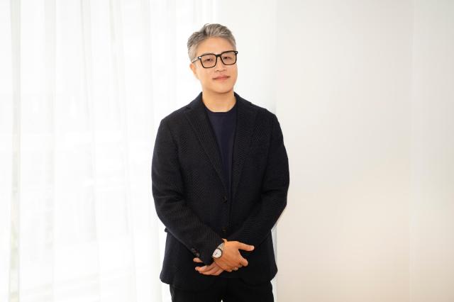 티빙 로또 1등도 출근합니다 윤영빈 감독 사진티빙