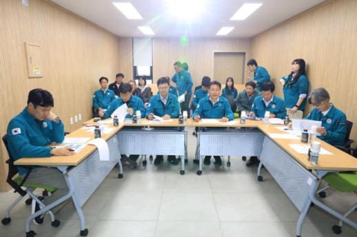 삼척시의회, 성내지구 노후주거지정비·골프연습장·국민체육센터 현장 답사… 사업 추진 상황 점검하고 개선 방향 논의
