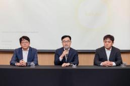규제·소송 봇물 AI캐릭터챗 시험대...美선 파산, 韓은 국감장 선다