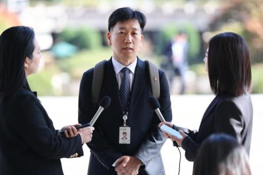 법정 집단 퇴정 검사들 징계위 출석…대검·공수처 판단 거쳤는데 부당