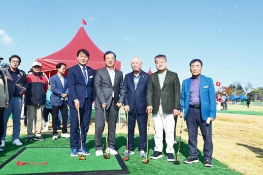 이현재 하남시장, 7년 규제 난관 끝에 첫 공공 파크골프장 개장...72홀 확충 추진