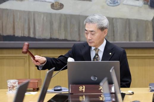 UPDATE: Bank of Korea stands pat, bonds rally on unanimous pause