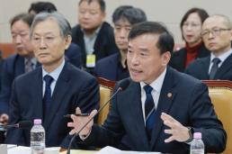 규제·소송 봇물 AI캐릭터챗 시험대...美선 파산, 韓은 국감장 선다