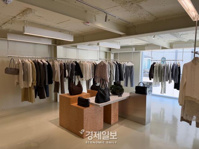 W한남 2층 내부 모습 사진정보운 기자