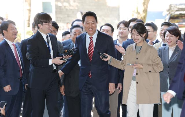 Oh Se-hoon presenta «pruebas decisivas favorables» en apelación por caso de financiamiento político