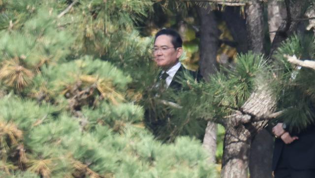 El legado de Lee Kun-hee: Cimientos de la potencia semiconductora de Corea del Sur y tesoros del arte mundial